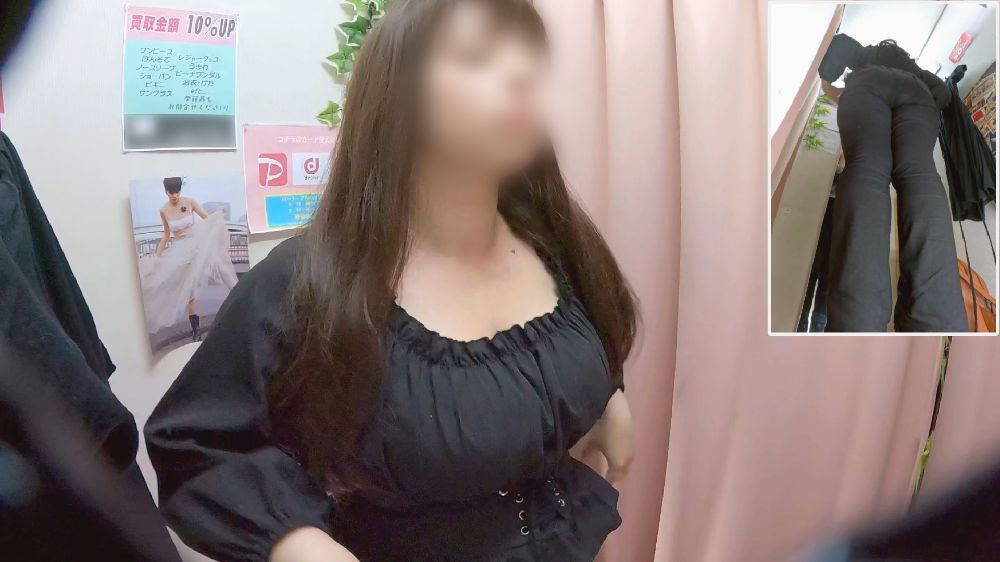 ゴムゴムの実でも食ったんか!? あろうもんが伸びすぎてボタン弾けちゃてんぞ!! 僕のお店の試着室614