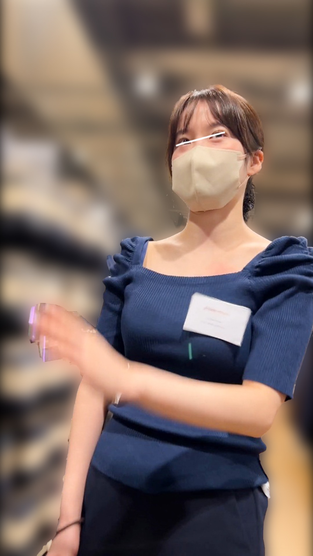 【店員さん胸チラB地区㊸】神おっぱい!雑貨屋店員さん/CDショップ店員さんのおっぱい乳首2名!