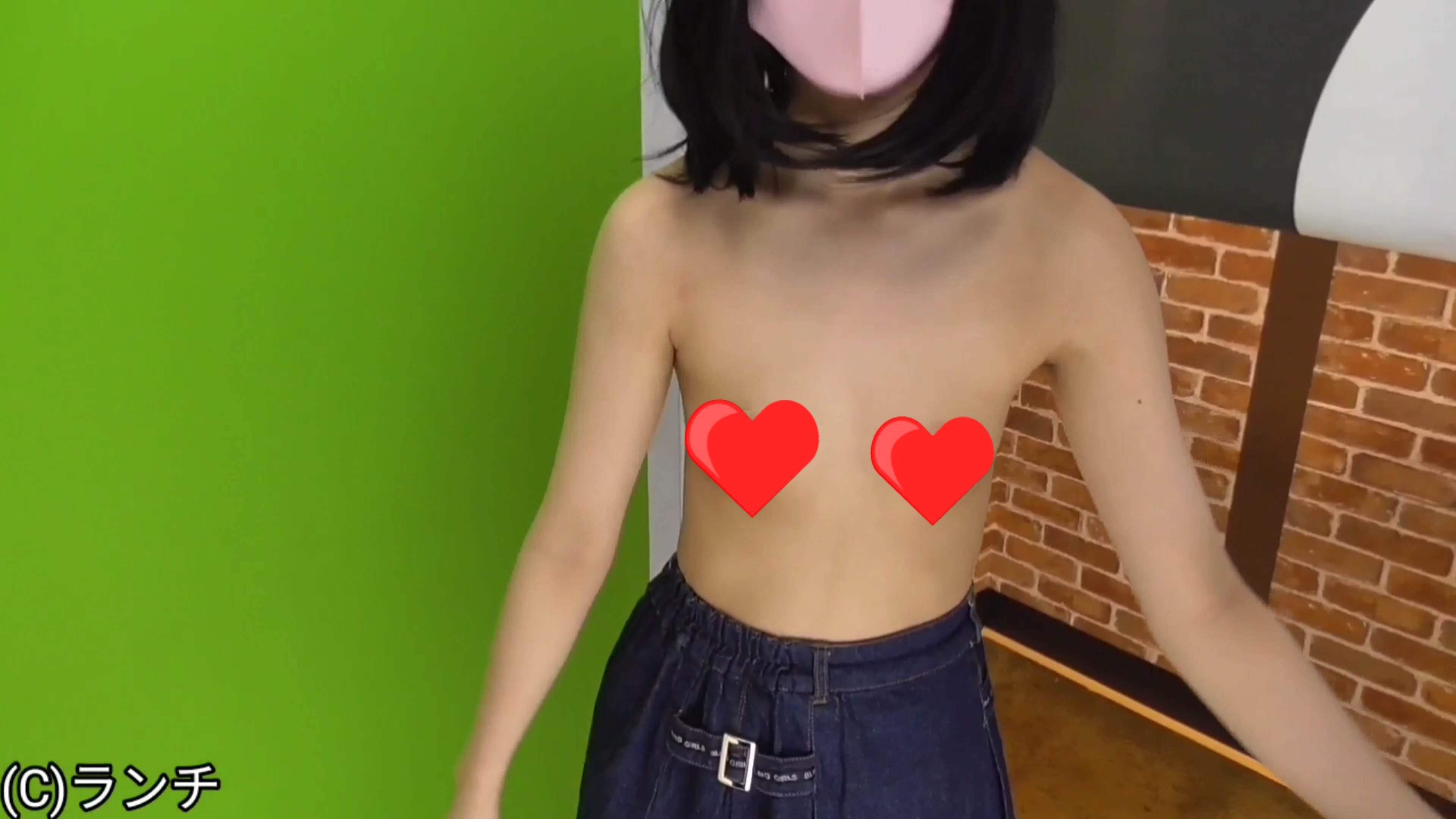 ◯2さい【◯C1なりたて少女】公園や人混みでも超ミニスカぱんつ丸出しを気にしない女の子