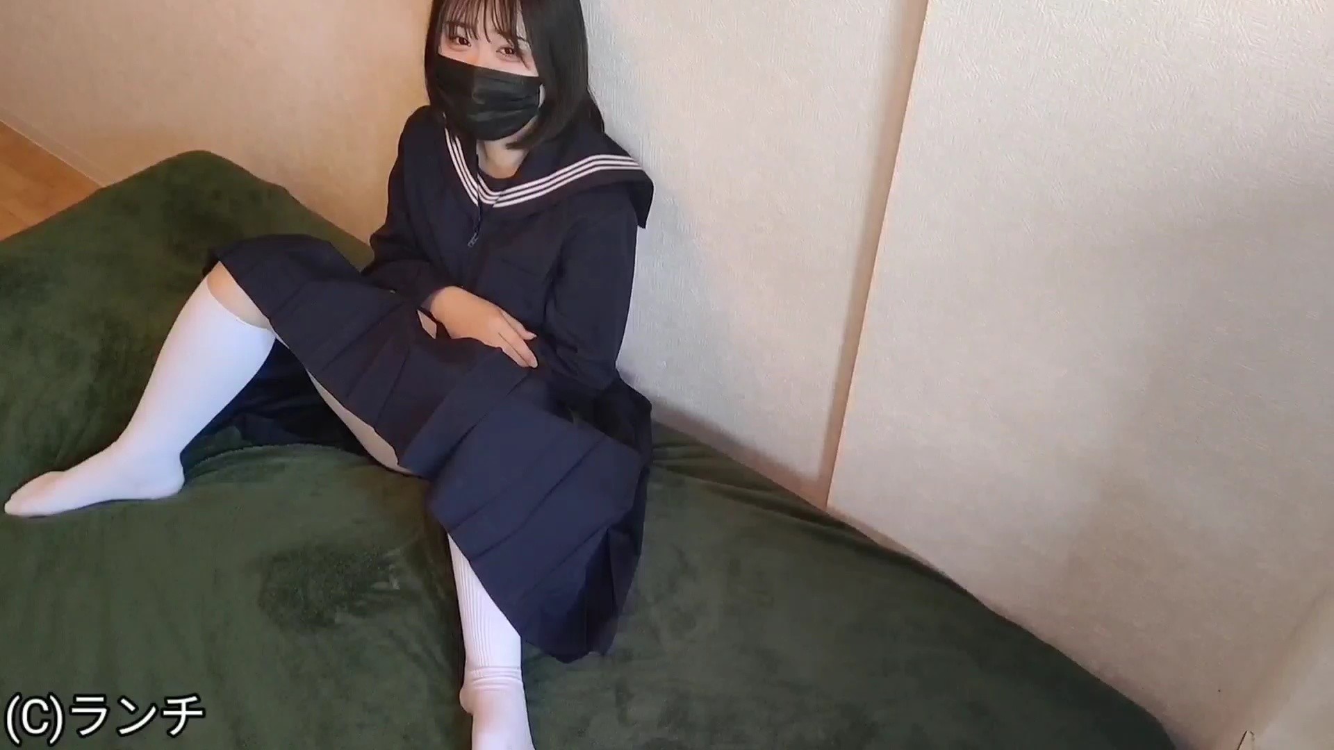 【再販】美少女モデル初撮影【143cm】美少女すずちゃん【美少女モデル】パンツは撮らない約束でしたが最後はパンモロ