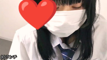 【再販】発育の良いジュニ◯モデルの撮影会です。オマンコ接写。幼い少女オナニー撮影