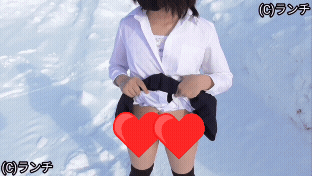 【◯S4】小4まいちゃん◯0さい【幼少女モデル野外撮影】雪の積もる公園で超ミニスカート脱ぎワイシャツもたくし上げお散歩