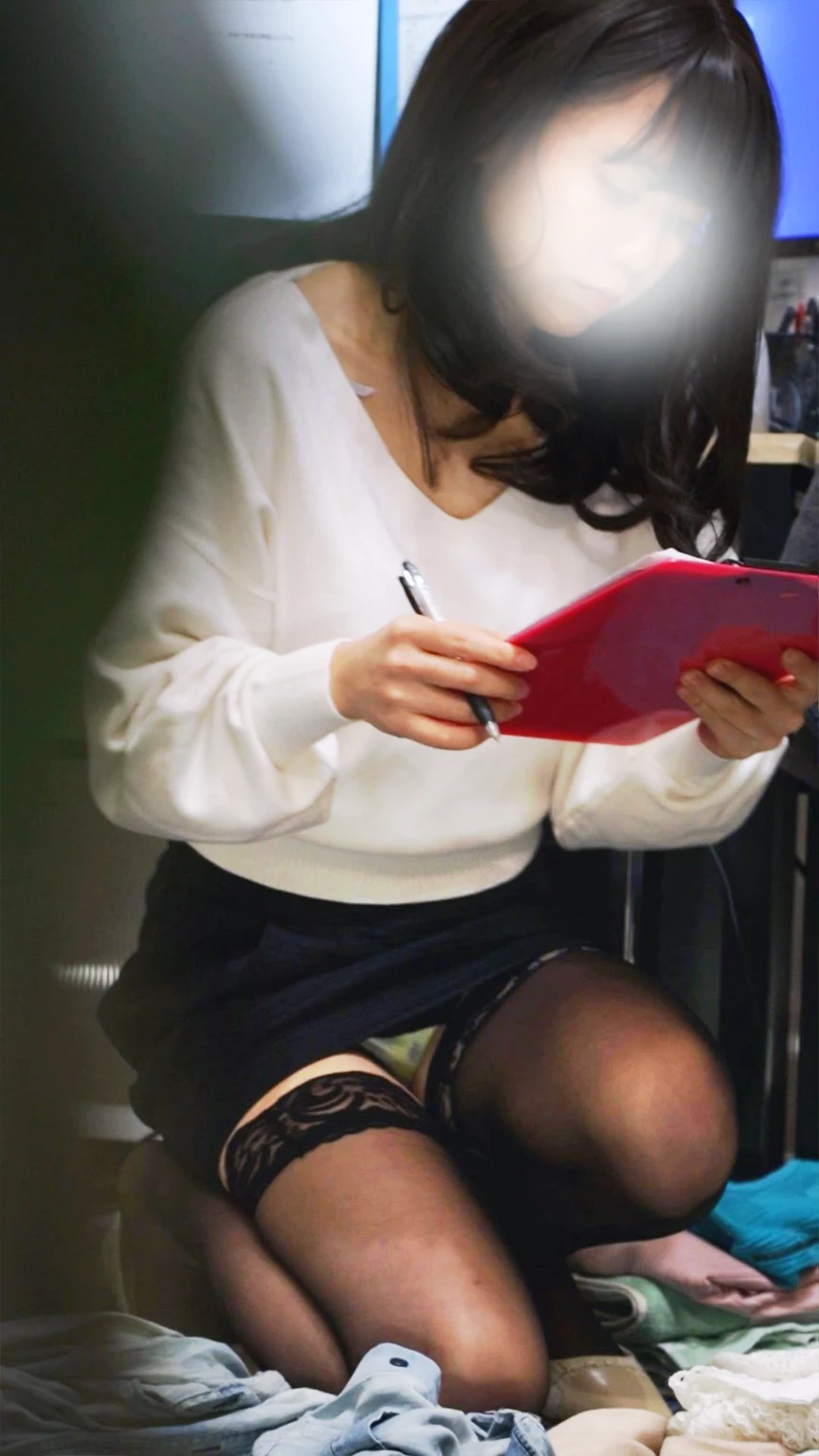 恥ずかしそうに・・・でも見せてくれる優しい女 もっと見せてよ