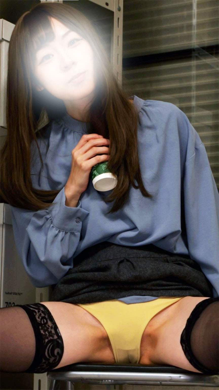 お友達にバレないように・・・僕にだけパンツを見せてくれるおねえさん 極上の鼠径部