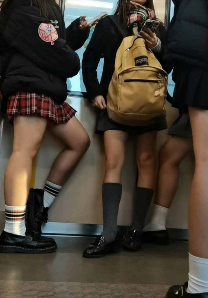 オールスター感のある脚など