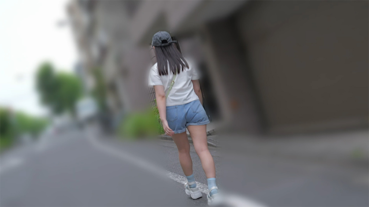 夏休み、帰省中の大学生　ずっと狙ってた近所の子。念願の子宮陥落マーキング