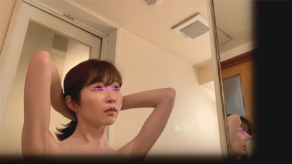 【再販】近所で噂の愛嬌たっぷりかわいい若奥様 ［　まり　］無防備な全裸を隠し撮り ちっちゃなおっぱいビンビン乳首にたまらなく興奮！