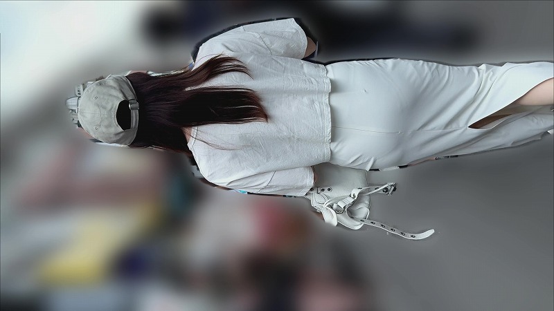 【再販】セレブ妻の街着からパンティーラインクックリです(/ω\)