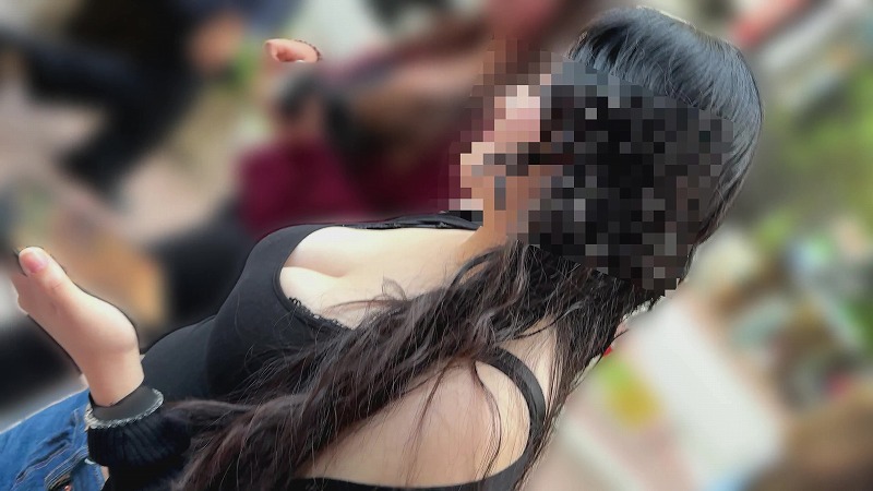 【再販】えげつない谷間(*´Д`)ハァハァ巨乳ギャルの胸チラ動画