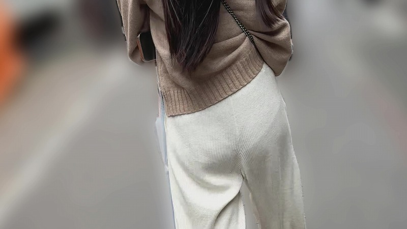 【再販】薄手のニットパンツからの~Pライン