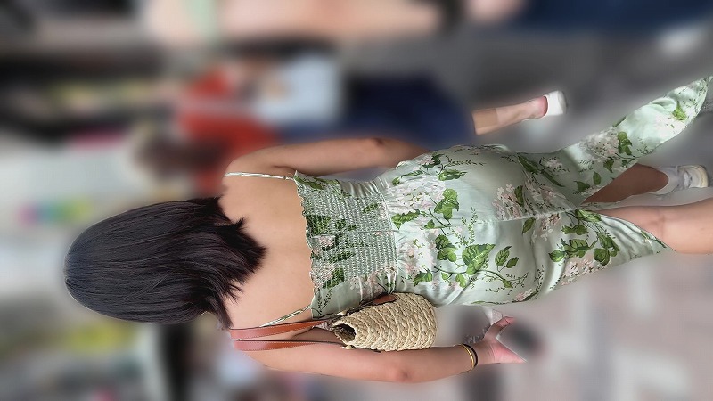 【再販】凄いよ!ドレス系ワンピからパンティーが透けてます(/ω\)