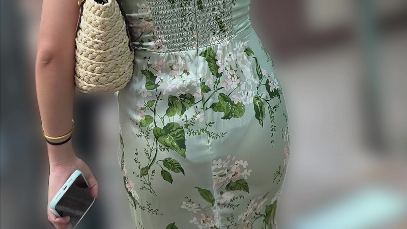 【再販】凄いよ!ドレス系ワンピからパンティーが透けてます(/ω\)