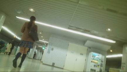 ガチ91【60fps】6人のミニスカートの中を25分逆さ撮りで見まくる